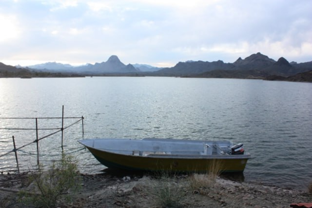 نور