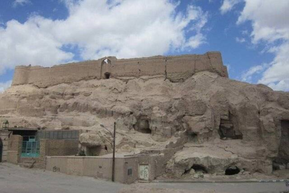 نور