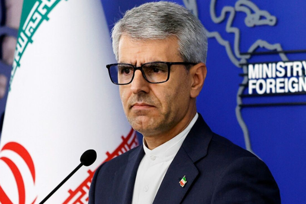 بقایی+تهدید+هواپیمای+مسافری+حامل+شهروندان+لبنانی+را+محکوم+کرد