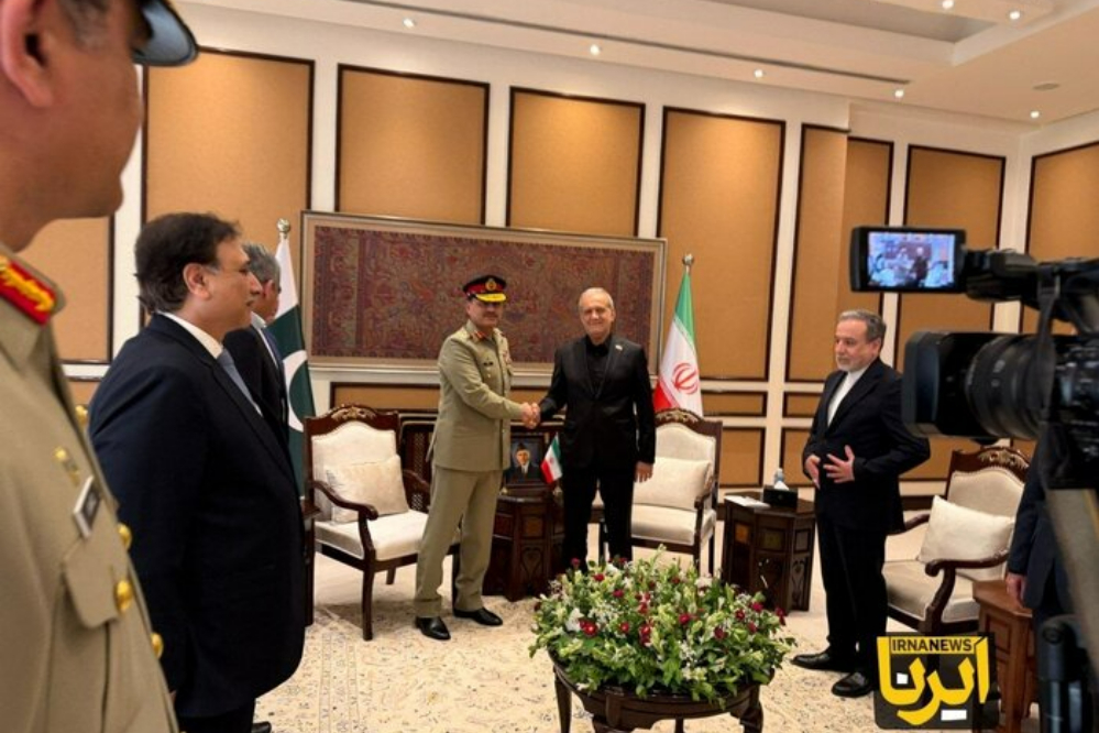 پزشکیان+عاصم+منیر