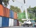 پلیس پاکستان دستور جمع‌آوری کانتینرهای مسدودکننده جاده‌ها را صادر کرد