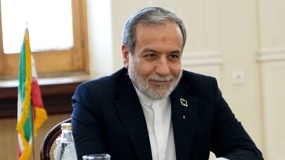 Araghchi stresses continuation of dialogue and cooperation with neighbors