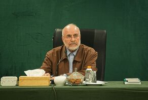 قالیباف: به وزیر خزانه‌داری آمریکا نوبل فیزیک بدهید!
