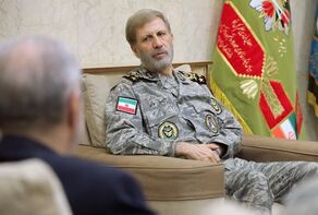 اللواء حاتمي: الصناعة الدفاعیة الوطنیة سند وظهیر لمیدان المعرکة

