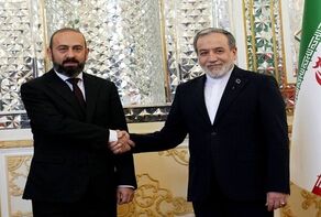 Armenian FM Mirzoyan meets with Araghchi in Tehran for talks