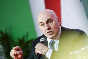 Italy announces readiness to sanction Israeli regime