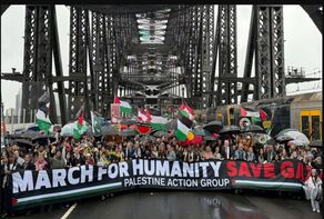 Tens of thousands turn out for Sydney pro-Palestinian march