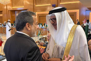 عراقجي يلتقي نظيره البحريني في جدة