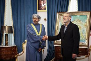 Oman interior min. meets Iran top security official in Tehran