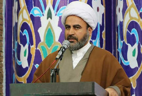 انتقاد امام جمعه پارسیان از «ماراتن برهنگی» در کیش