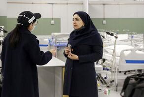 كورونا في ايران.. دعوات للالتزام بالبروتوكولات الصحّية والموجة الخامسة في نهايتها