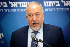 אביגדור ליברמן: עד שמחת תורה לא נוכל להגביל התקהלויות
