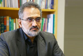 معاون پارلمانی رییس جمهور: نمی‌توان کشور را از پشت مانیتور اداره کرد