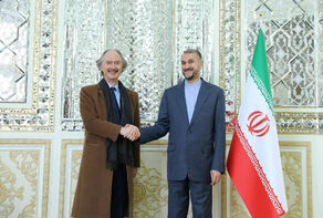 Iranian FM stresses need for ending US presence in Syria