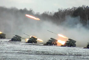 Российские военные в Чернобыле и всеобщая мобилизация. Что известно о ситуации на Украине