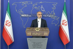 طهران ترد على تصريحات ماكرون 