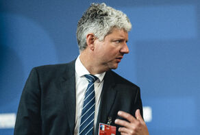 An offer for exchanging Ukraine's sovereignty with its membership in NATO!