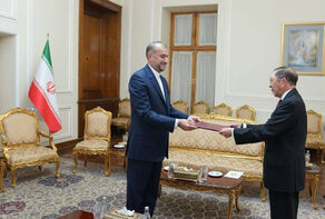 New ambassadors submit copies of documents of their credentials to Iran FM