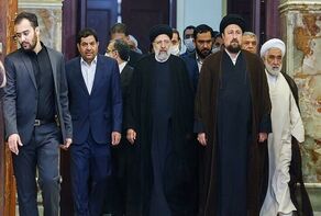 Government of Iran, renews its allegiance with ideals of Imam Khomeini