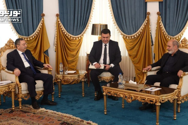 أمين المجلس الأعلى للأمن القومي يلتقي المساعد الخاص للرئيس الأذربيجاني