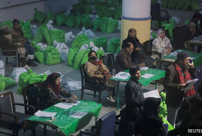 Pakistan holds general elections amid violence