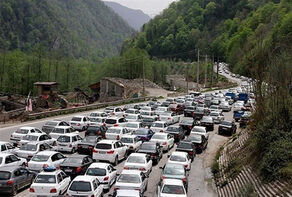 ترافیک سنگین در آزادراه تهران - شمال /مسافران عجله نکنید
