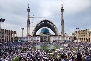Iranians, Muslims in other countries celebrate Eid al-Fitr at end of Ramadan