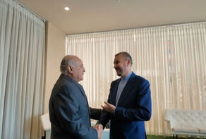 إيران والجزائر تؤكدان على وقف الإبادة الجماعية التي يرتكبها الكيان الصهيوني