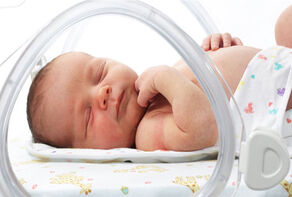 Iranian hospitals to provide free healthcare for children under 7