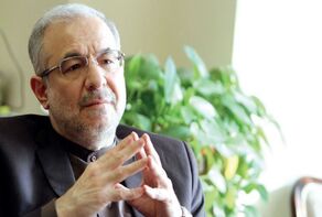Diplomat: Americans allow Zionist regime to repeat same crime