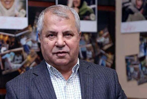 علی پروین بازداشت نشده است