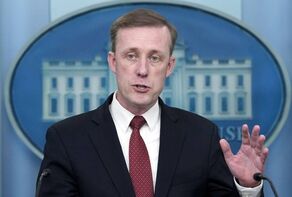 Top US security official admits ‘no sign’ Iran developing nukes