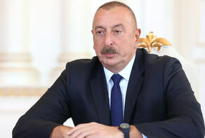 Ильхам Алиев поздравил новоизбранного Президента Ирана