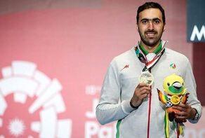 Iranian fencer advances in Paris Olympics