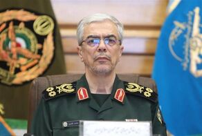 پیام تبریک سرلشکر باقری به وزیر دفاع