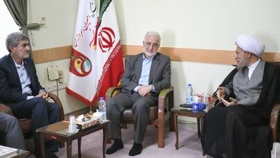 مومنی: کشور ظرفیت میهمان بیش از حد ندارد