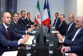 Pezeshkian rebukes France over Israel support in meeting with Macron