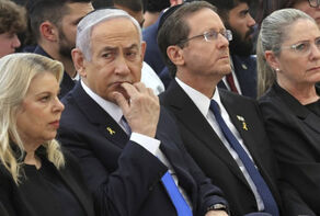 תיקים הקשורים ללשכת נתניהו דומים לפשעי המאפיה!