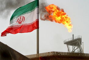 Iran FM doesn't rule out possibility of nuclear policy change