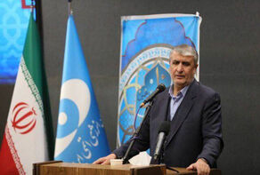 Eslami: Enemy wants to make Iran surrender by sanctions