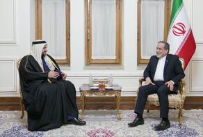 Iran FM, senior Qatari official discuss regional developments