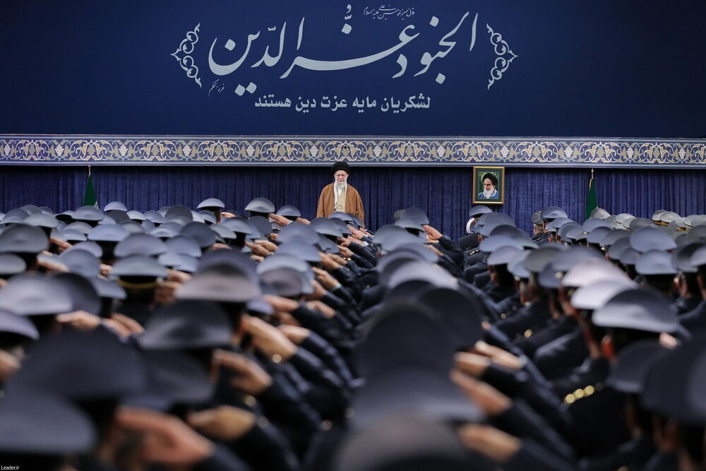 MzNiZjMr9aiq