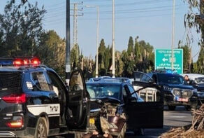 10 פצועים, בהם אנשי משטרת הכיבוש, בפעילות כפולה סמוך לחדרה/ והעבריין נהרג