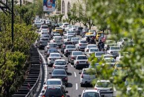 اولین روز کاهش ساعات کاری ادارات چگونه سپری شد؟+ فیلم