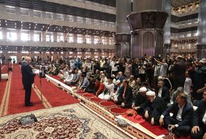 Parliament speaker calls on Muslims to unite in support of Palestinians