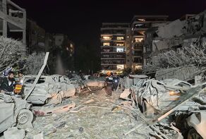 ישראל מודה בעשרות נפגעים כתוצאה מתקיפות איראניות: מבנים נהרסו כליל