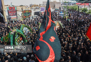 Ashura; symbol of struggle btw righteousness, falsehood