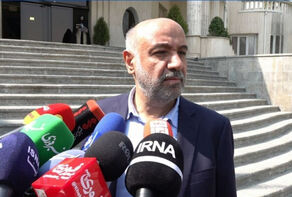 وزیر کار: برنامه دولت برای افزایش حقوق کارگران بررسی می‌شود