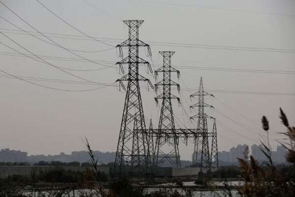 Iran, Armenia discuss boosting electricity imports next year