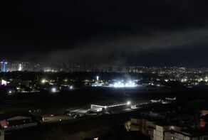 Explosions heard across Caracas, power outages reported